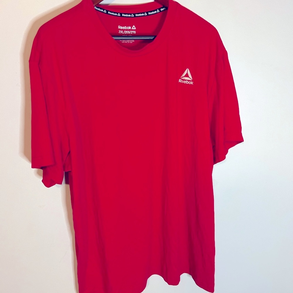 Reebok Red Short Sleeve Tee for Everyday Comfort